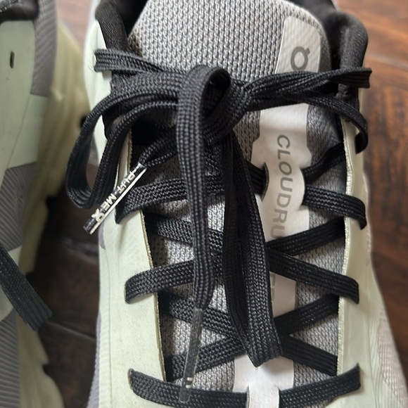 On cloudrunner - Picture 3 of 5